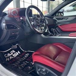 جاكوار XE